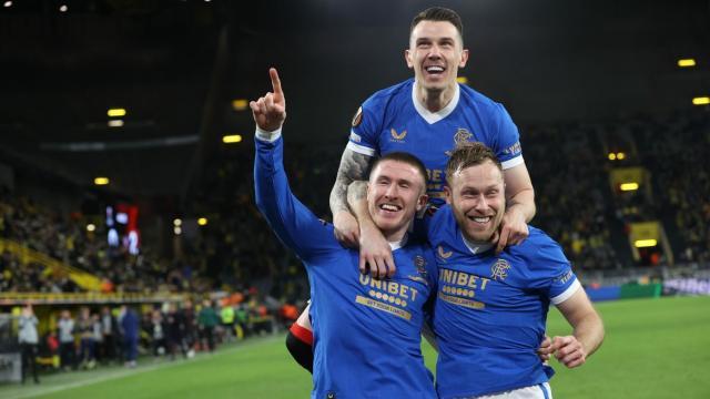 开云App-多特主场2比4溃败 胡梅尔斯怒批本队踢“荒谬足球”