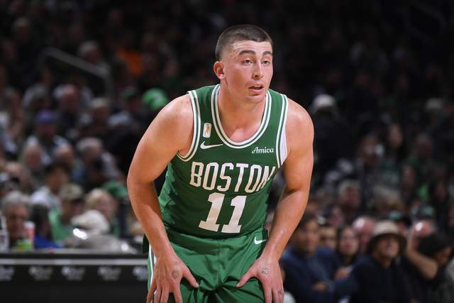 kaiyun-雄鹿vs凯尔特人前瞻：两队均背靠背作战，布朗带队力争三连胜