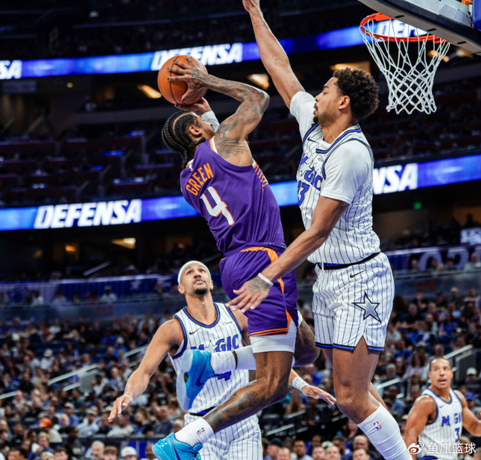 开云App-魔术拒16分逆转！布克34+7火箭弃将拉胯，狄龙9+5犯错，贝恩21+6立功|太阳|德雷蒙德·格林|萨格斯|弗莱明|卡特_新浪体育_新浪新闻